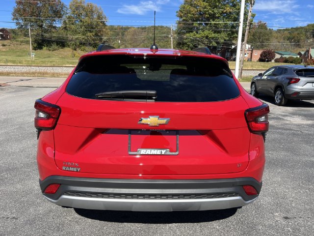 2026 Chevrolet Trax LT - Photo 4