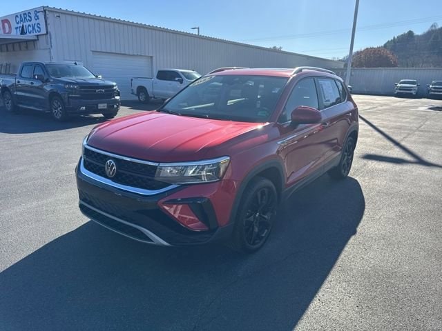 2024 Volkswagen Taos SE