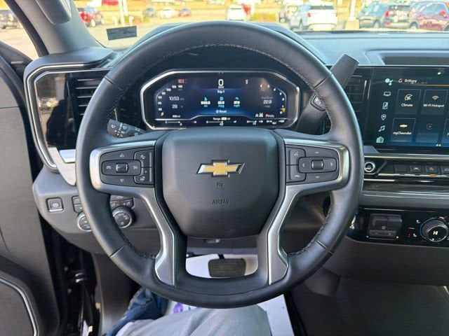 2025 Chevrolet Silverado 1500 LT - Photo 12