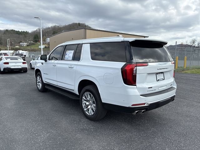 2025 GMC Yukon XL Denali - Photo 12
