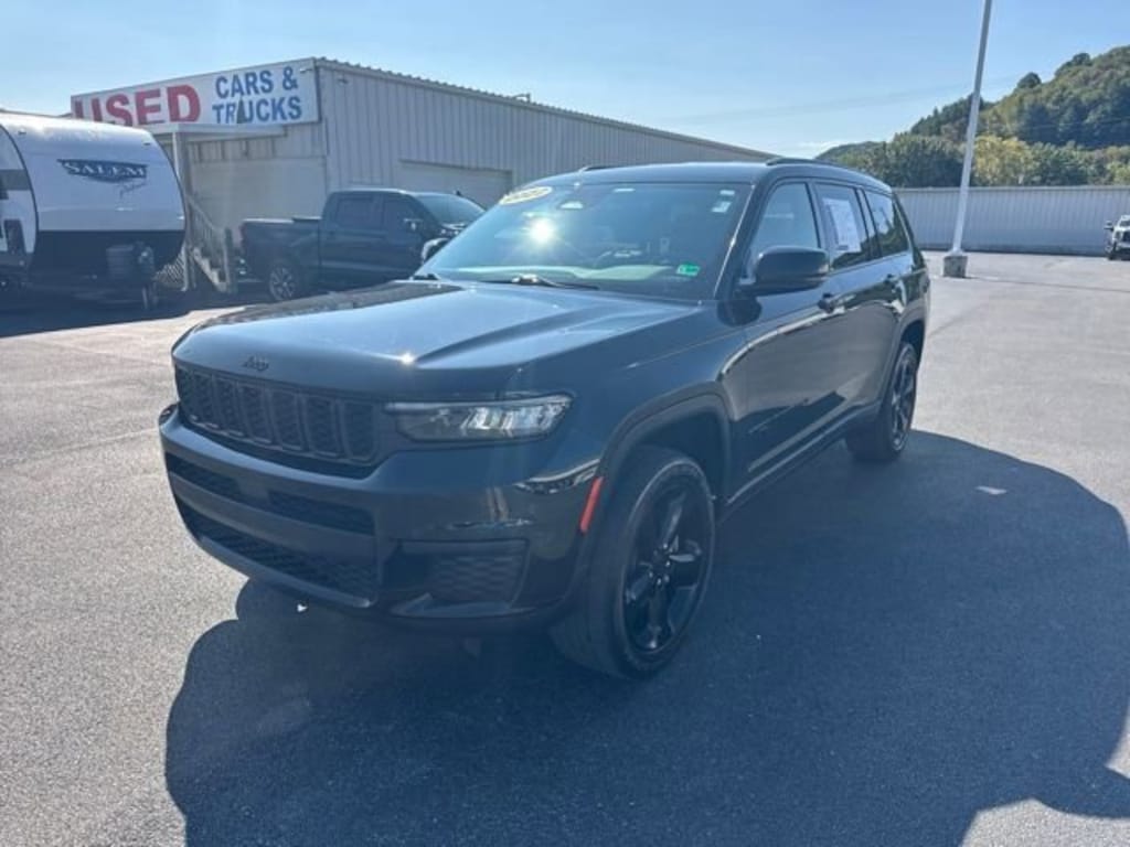 Used 2022 Jeep Grand Cherokee L Altitude