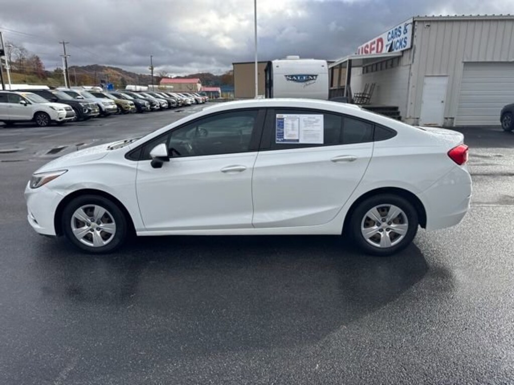 Used 2017 Chevrolet Cruze LS Car