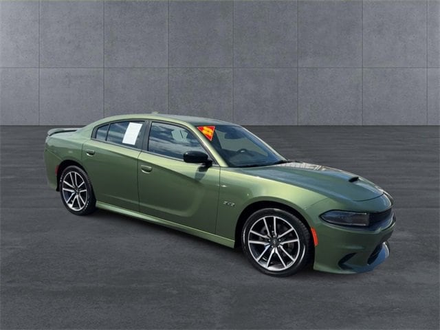 Used 2023 Dodge Charger R/T with VIN 2C3CDXCT5PH595552 for sale in Richlands, VA