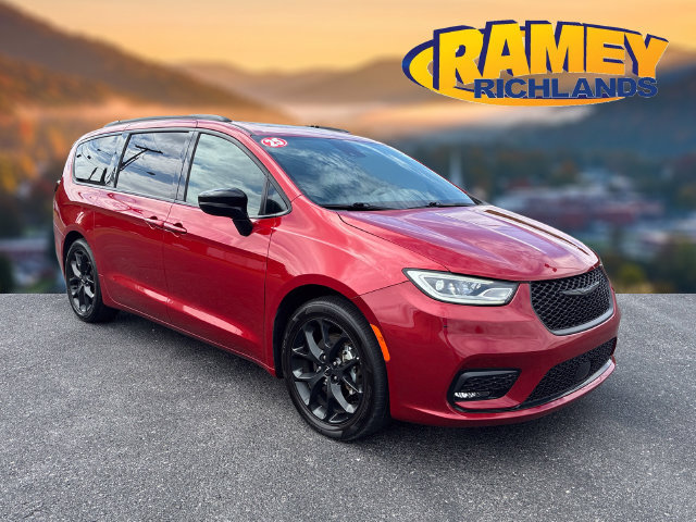  Chrysler Pacifica