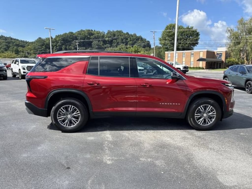 New 2027 Chevrolet Traverse LT SUV