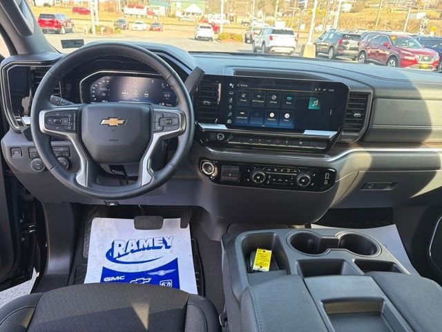 2025 Chevrolet Silverado 1500 LT - Photo 11
