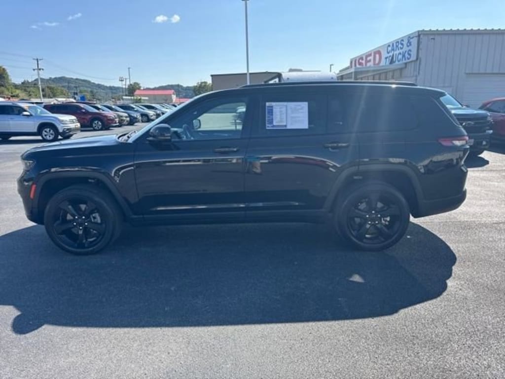 Used 2022 Jeep Grand Cherokee L Altitude