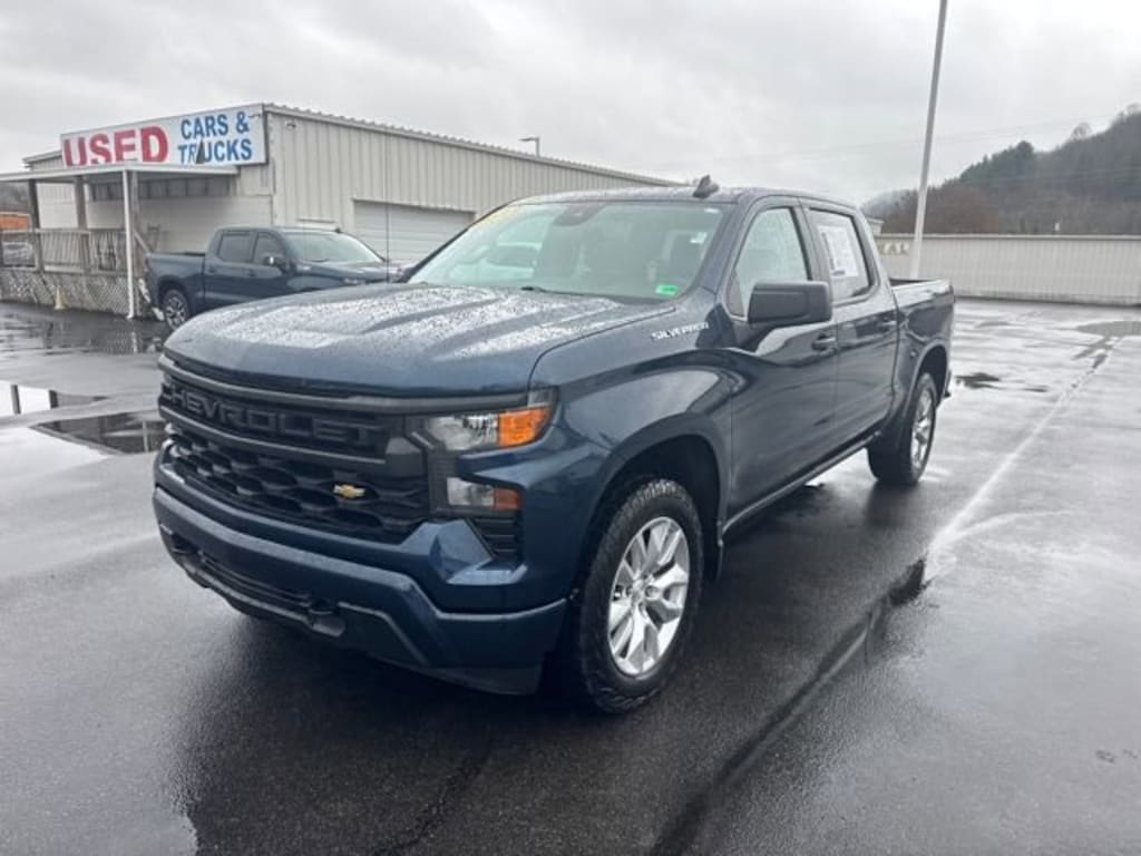 Used 2022 Chevrolet Silverado 1500 Custom Truck