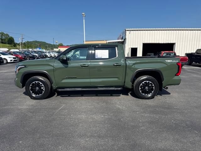 Used 2022 Toyota Tundra SR5 with VIN 5TFLA5DB0NX031105 for sale in Richlands, VA