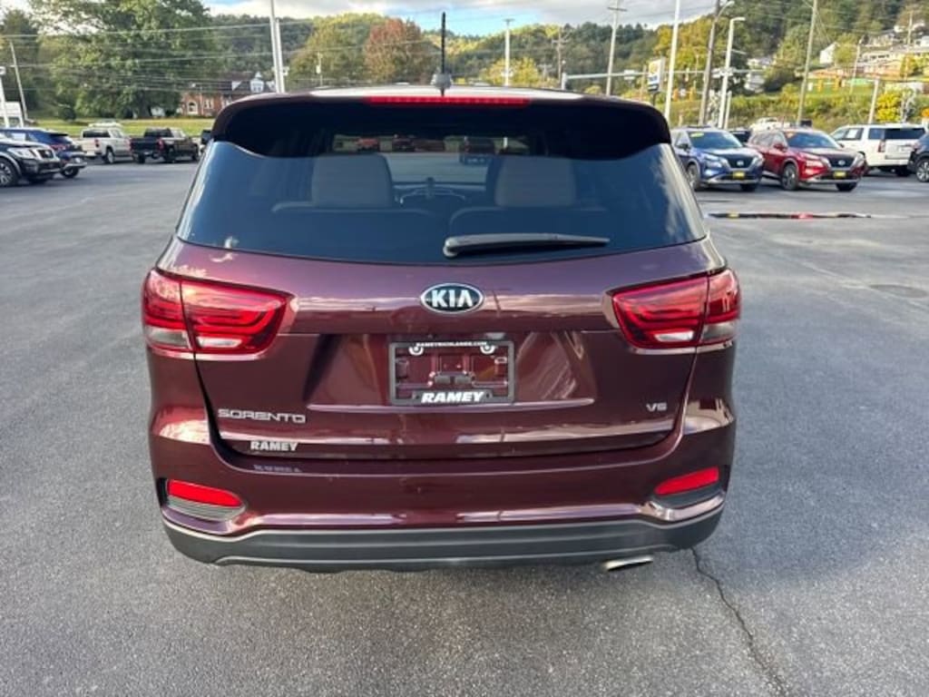 Used 2019 Kia Sorento LX V6