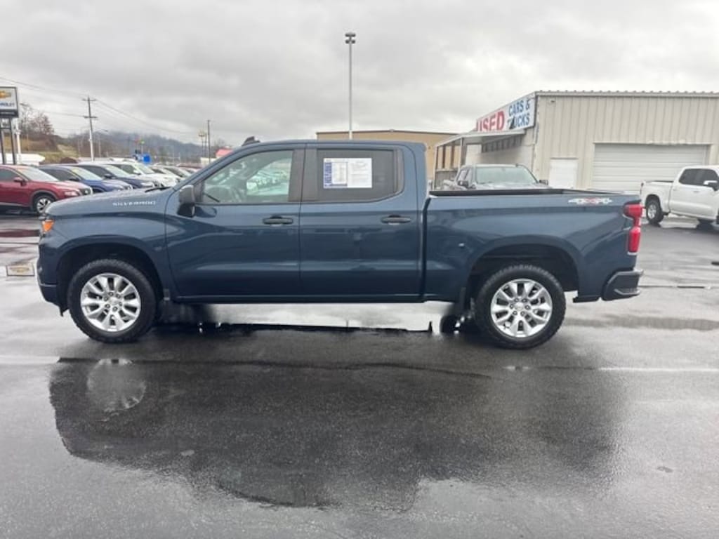 Used 2022 Chevrolet Silverado 1500 Custom Truck