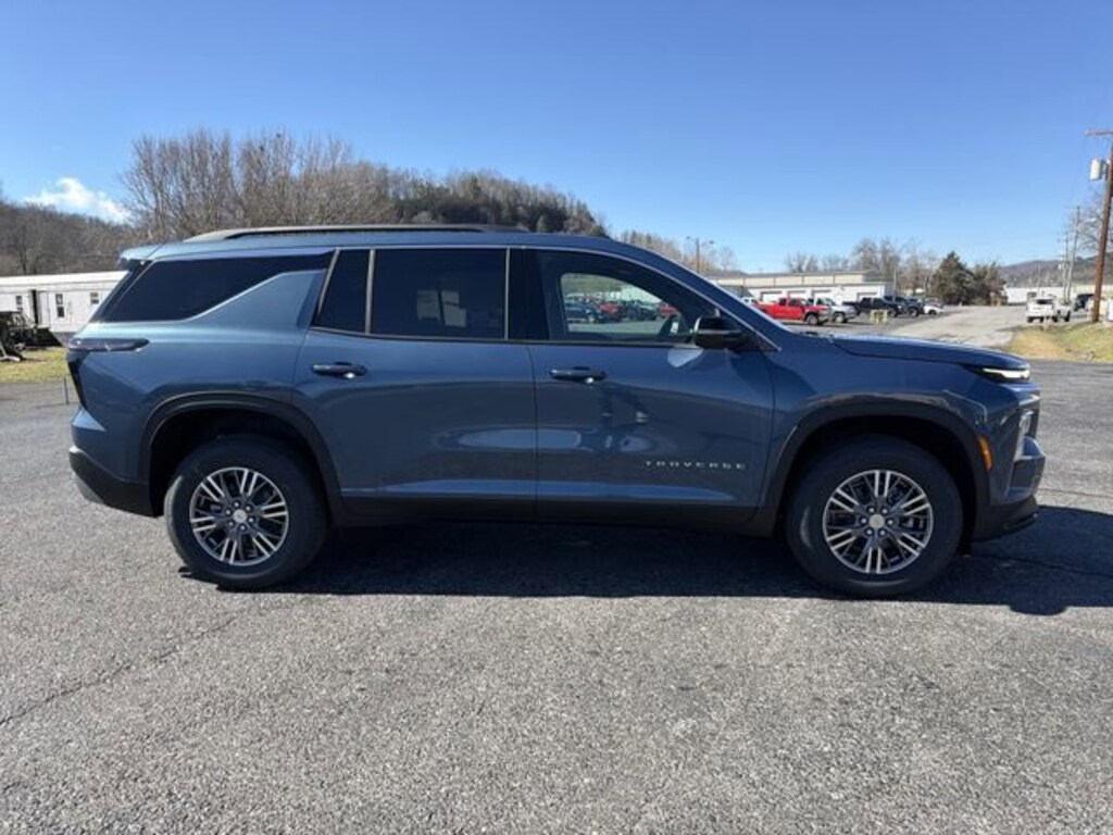 New 2026 Chevrolet Traverse LT SUV