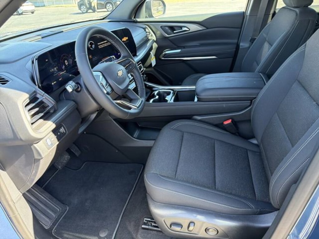 New 2026 Chevrolet Traverse LT SUV