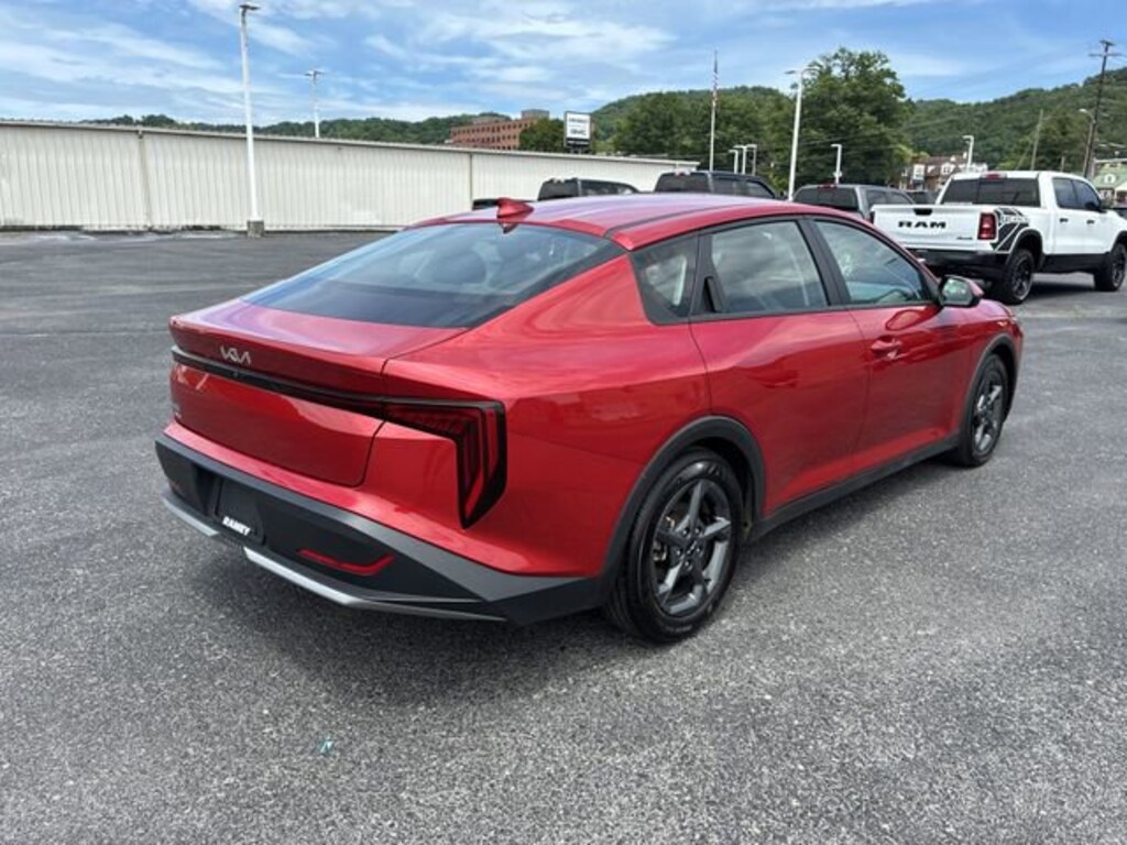 Used 2025 Kia K4 LXS