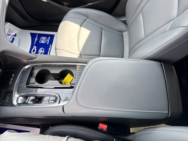 2024 Buick Enclave Essence - Photo 18