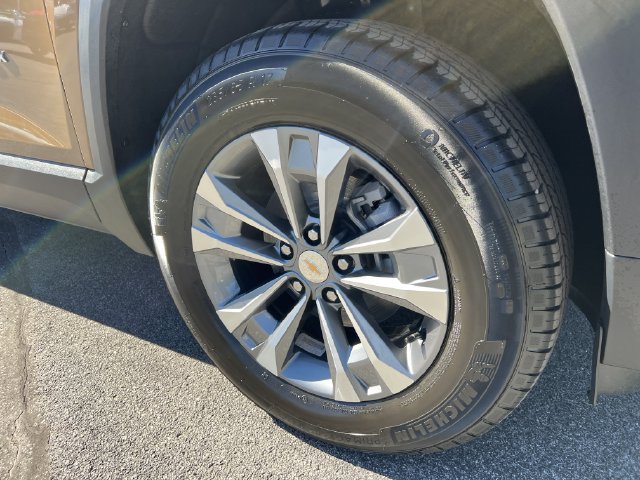 New 2027 Chevrolet Equinox LT SUV