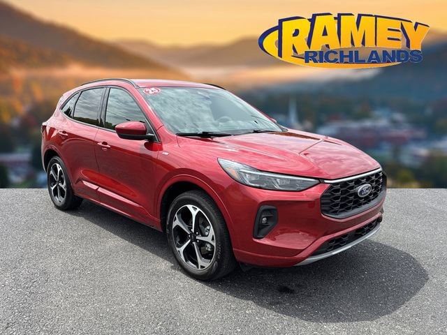 2025 Ford Escape ST-Line Elite AWD's photo