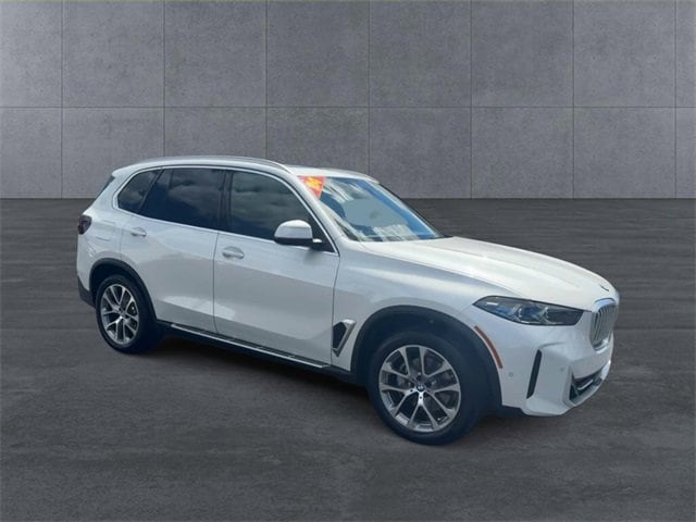 Used 2024 BMW X5 40i with VIN 5UX13EU05R9U02400 for sale in Richlands, VA