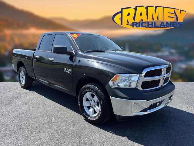 2017 RAM 1500 SLT 4x4 Quad Cab 6'4's photo