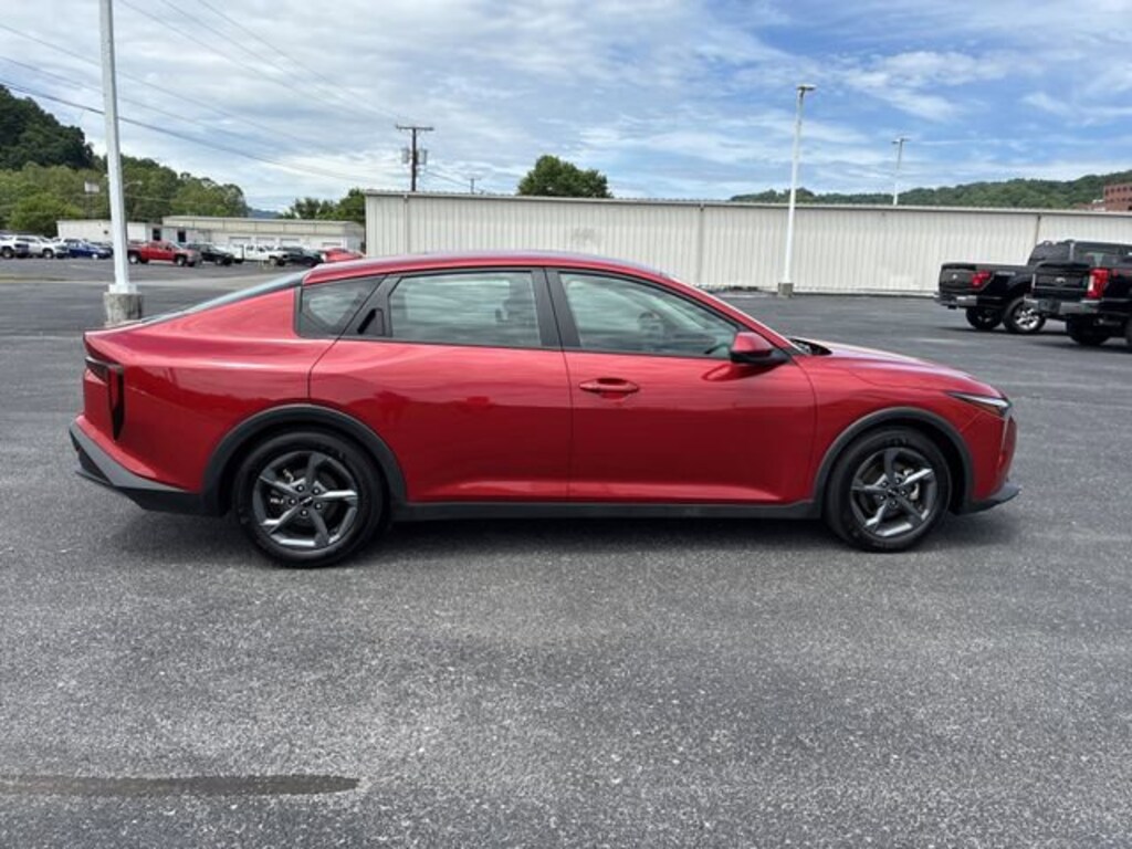 Used 2025 Kia K4 LXS
