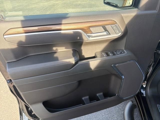 2025 Chevrolet Silverado 1500 LT - Photo 10