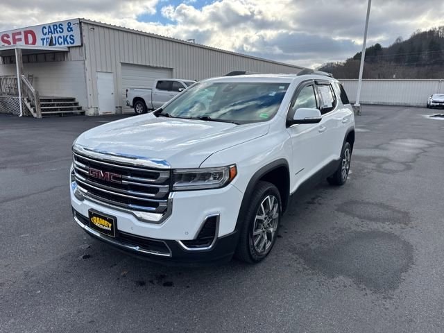 2022 GMC Acadia SLE's photo