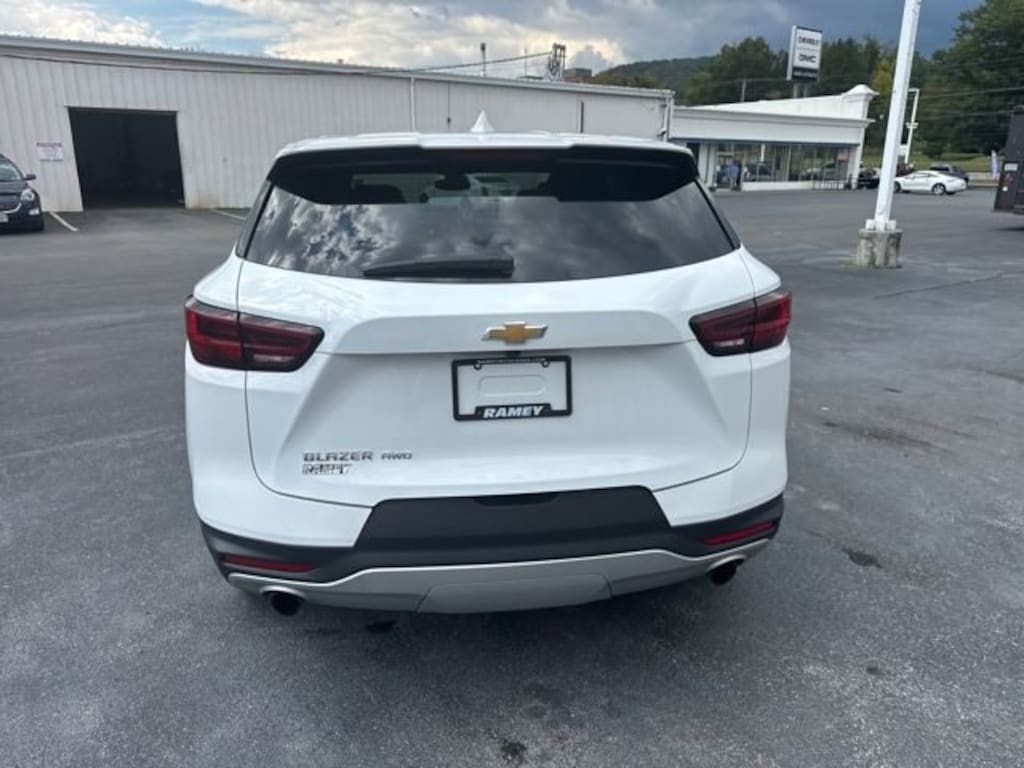 Used 2025 Chevrolet Blazer 2LT SUV