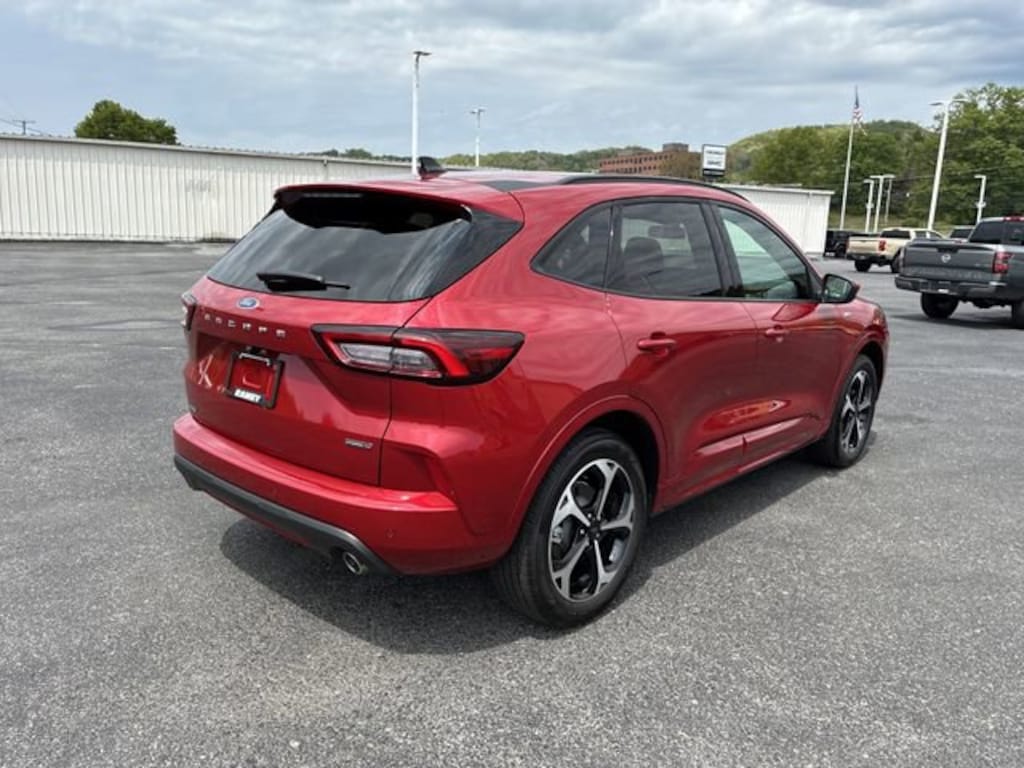 Used 2025 Ford Escape ST-Line Elite