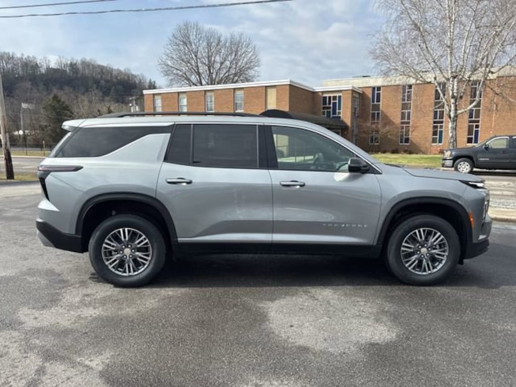 New 2026 Chevrolet Traverse LT SUV