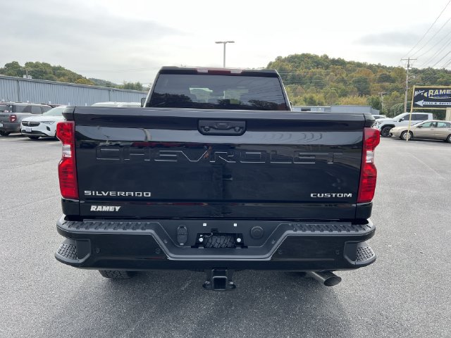 2026 Chevrolet Silverado 2500 HD Custom - Photo 6