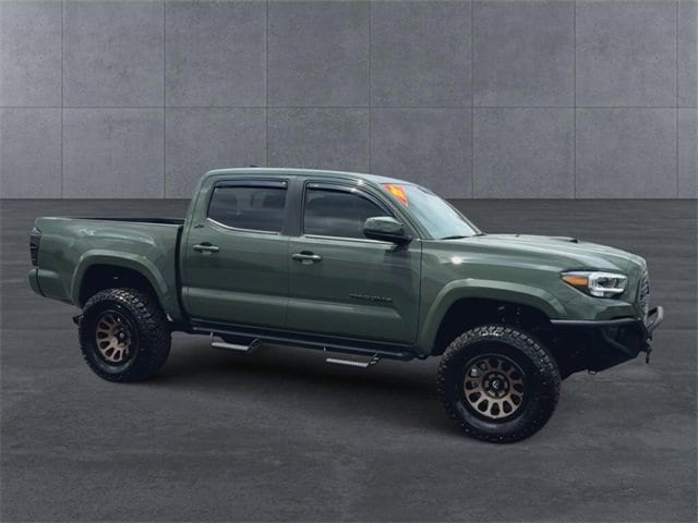 Used 2022 Toyota Tacoma TRD Sport with VIN 3TMCZ5AN6NM481404 for sale in Richlands, VA