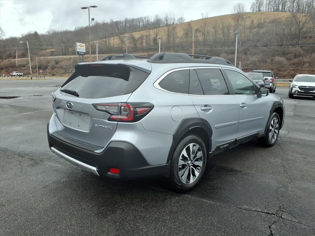 Used 2025 Subaru Outback Limited SUV