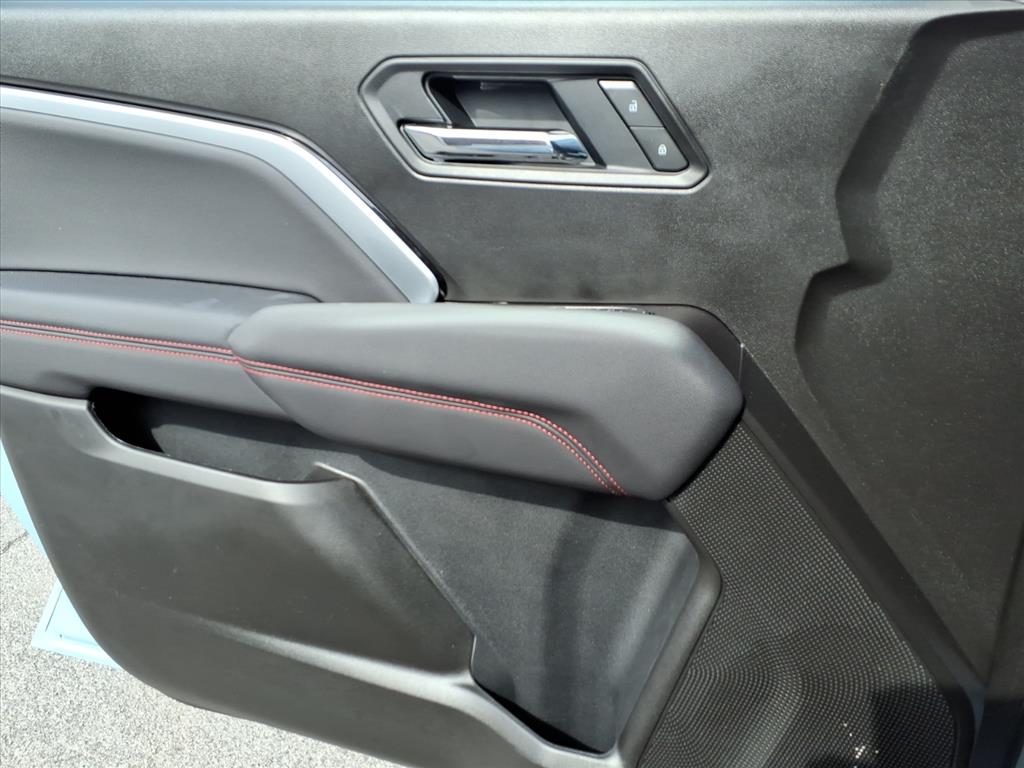 2025 Chevrolet Colorado Z71 - Photo 15