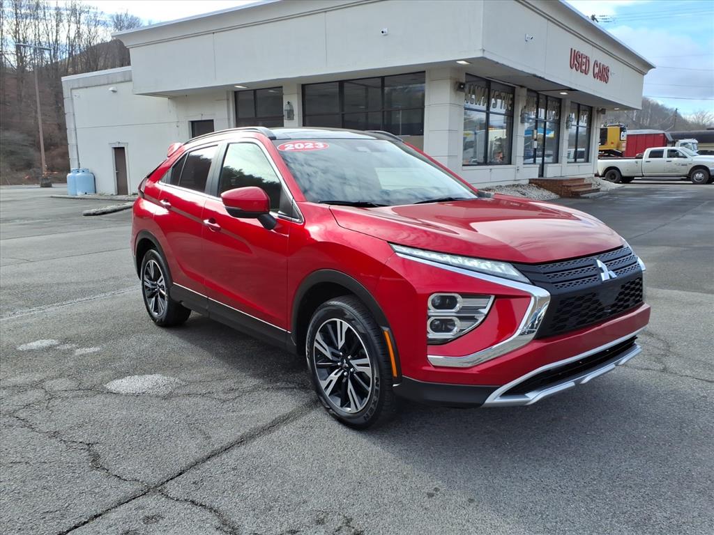 2023 Mitsubishi Eclipse Cross SE's photo