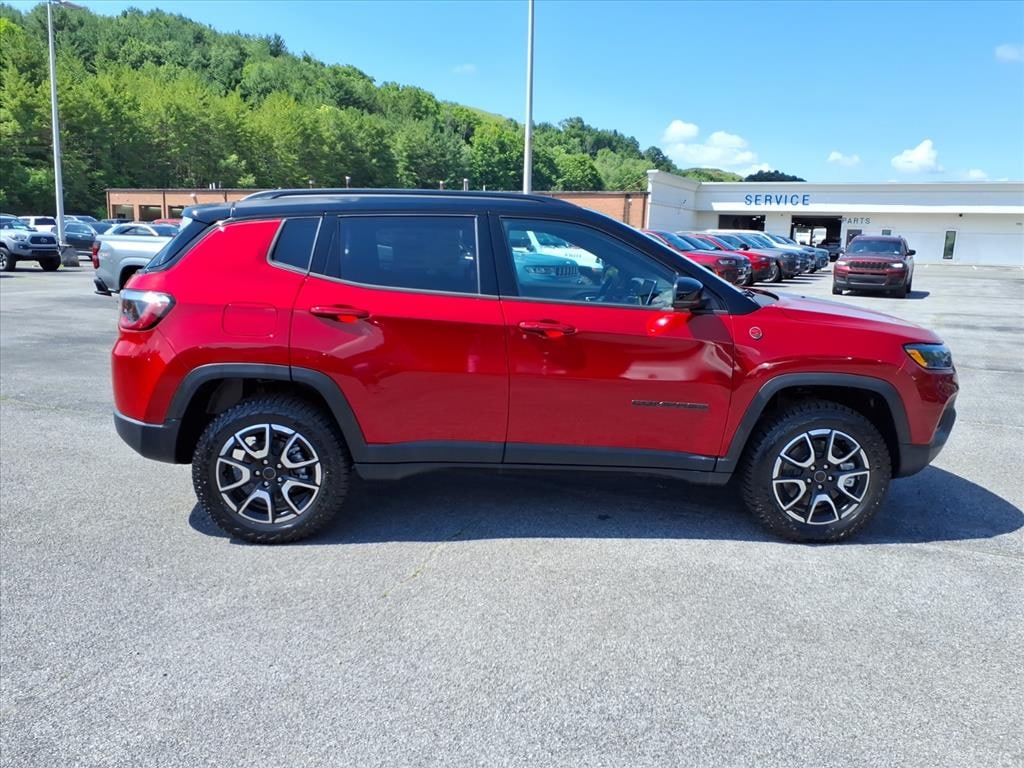 New 2026 Jeep Compass TRAILHAWK 4X4 Sport Utility