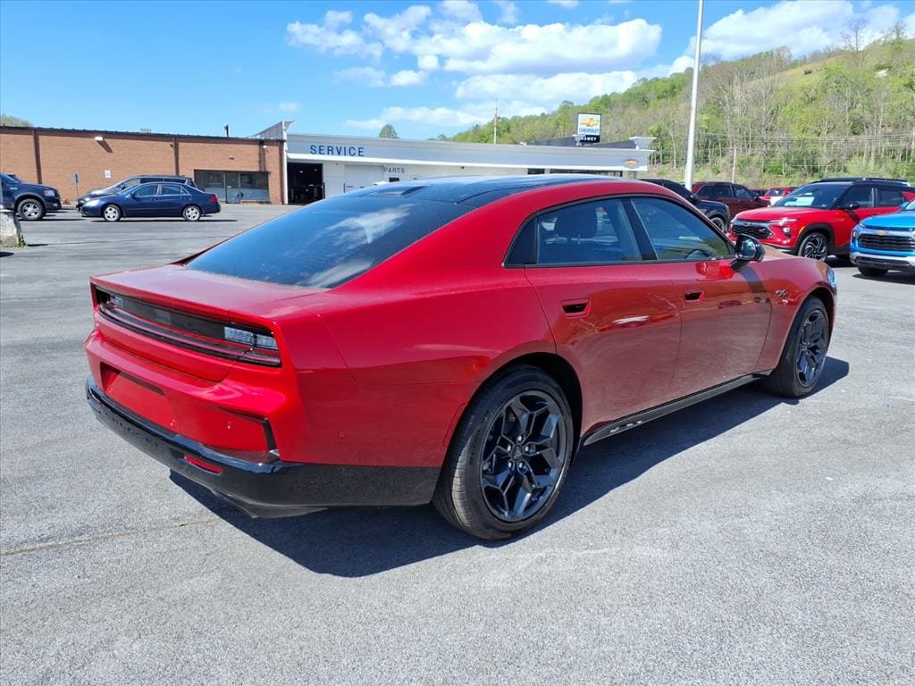 New 2026 Dodge Charger R/T PLUS 4-DOOR AWD Sedan