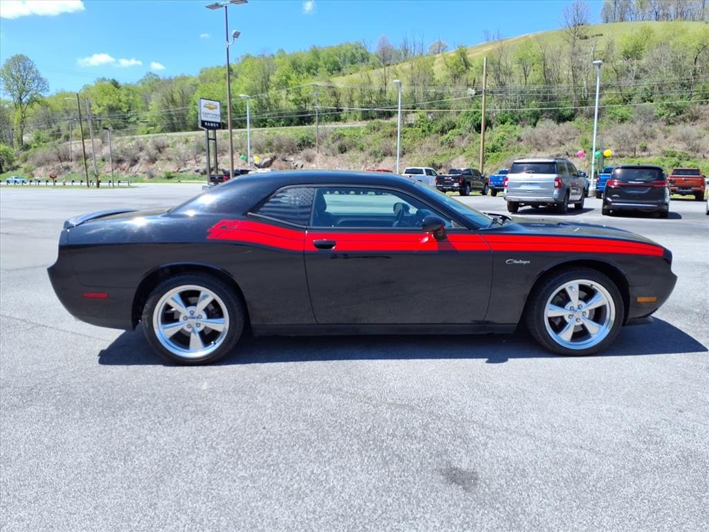 Used 2011 Dodge Challenger R/T with VIN 2B3CJ5DT4BH604971 for sale in North Tazewell, VA