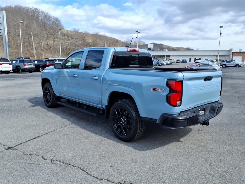 2025 Chevrolet Colorado Z71 - Photo 12
