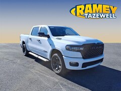 2026 Ram 1500 BIG HORN CREW CAB 4X4 5'7 BOX Pickup