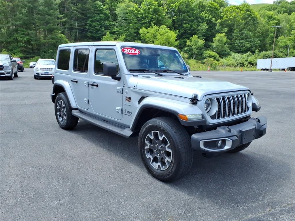 2024 Jeep Wrangler Sahara's photo