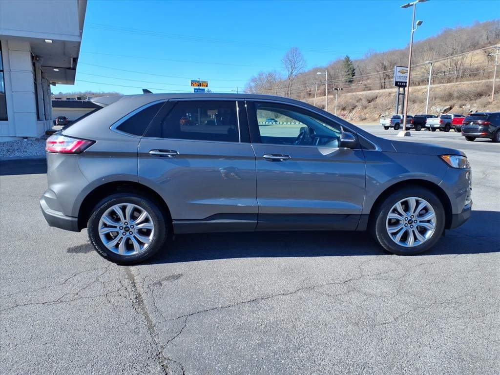 Used 2024 Ford Edge Titanium SUV
