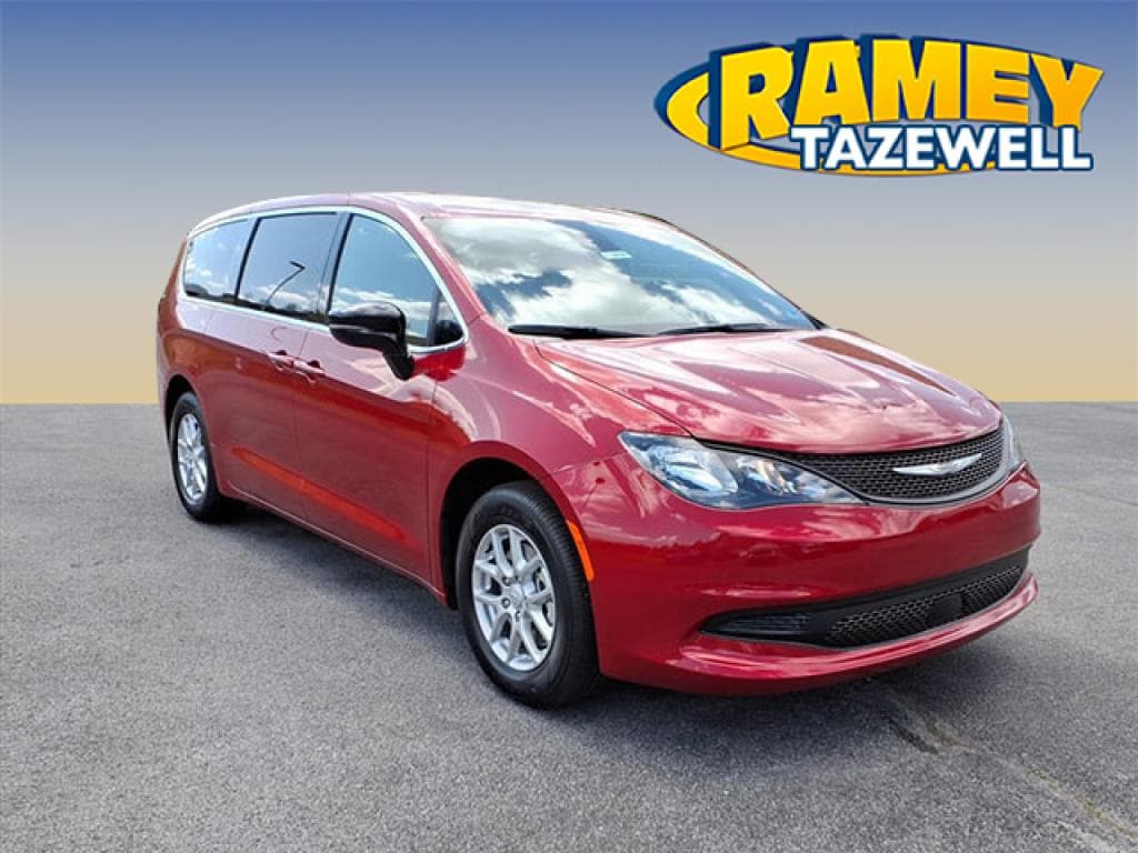 2026 Chrysler Voyager LX's photo