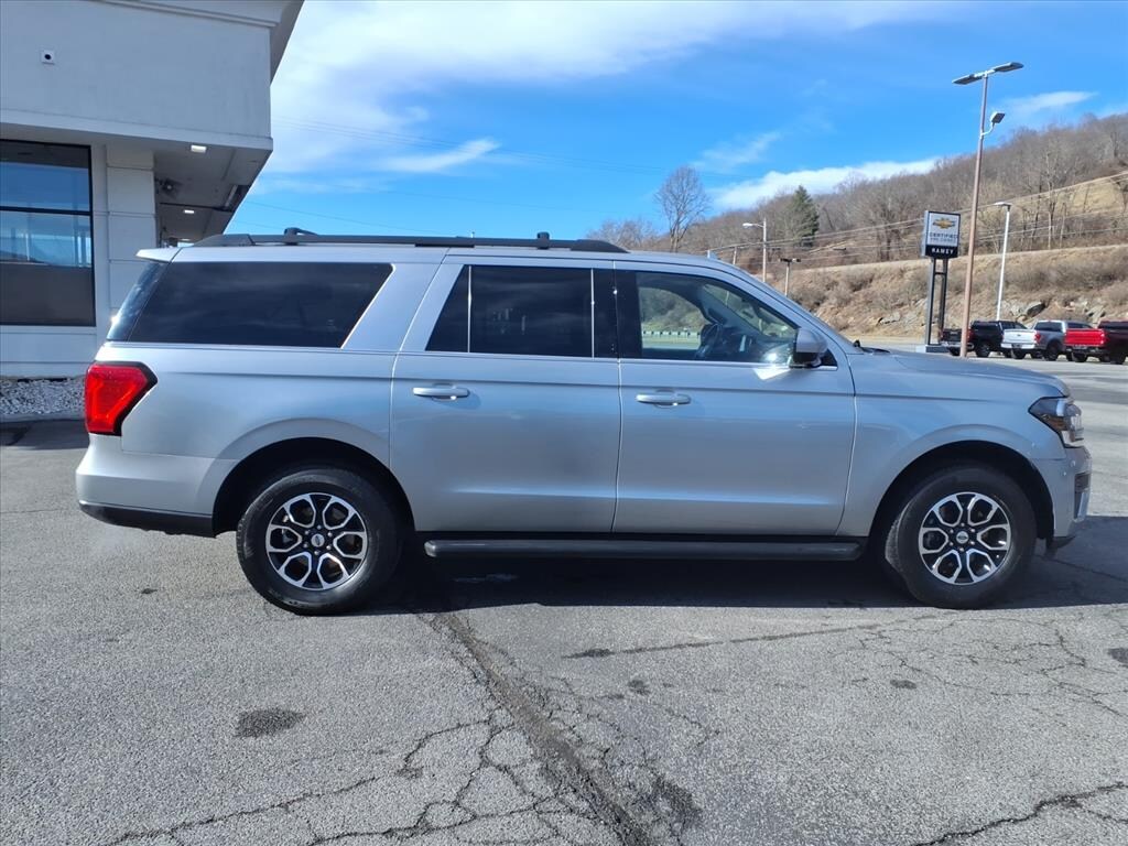 Used 2024 Ford Expedition Max XLT SUV