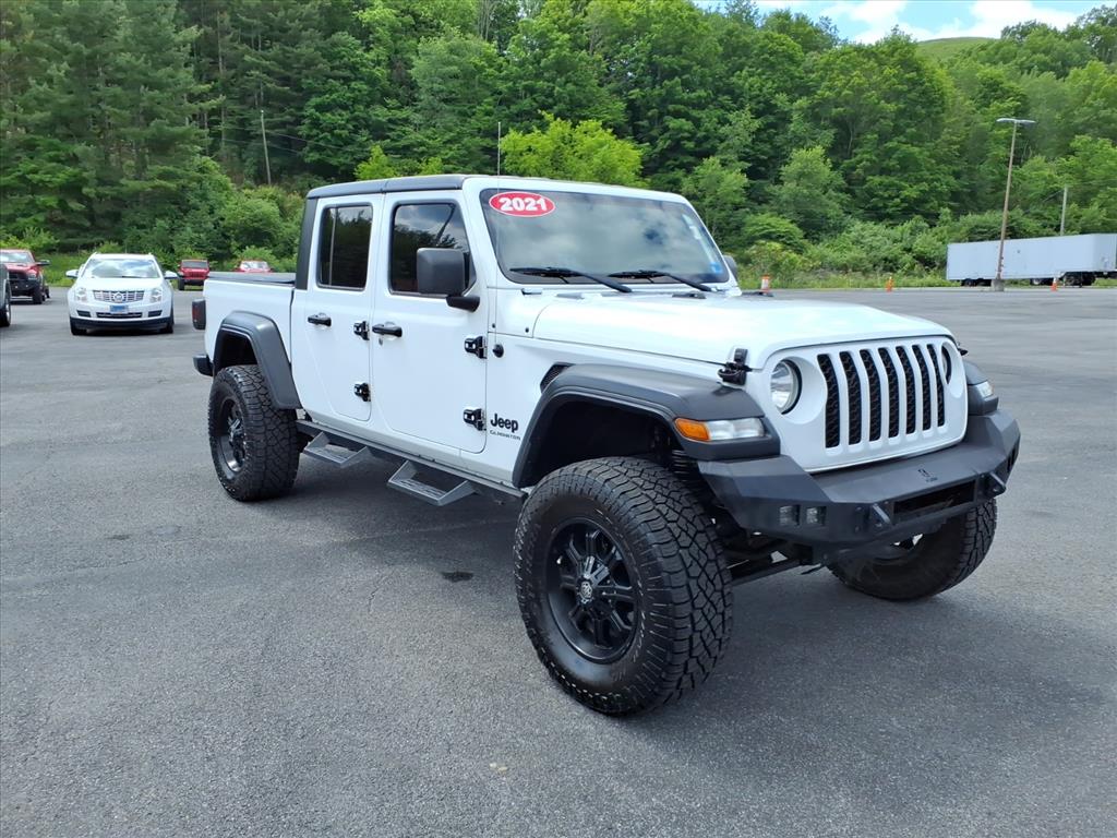 2021 Jeep Gladiator Sport's photo