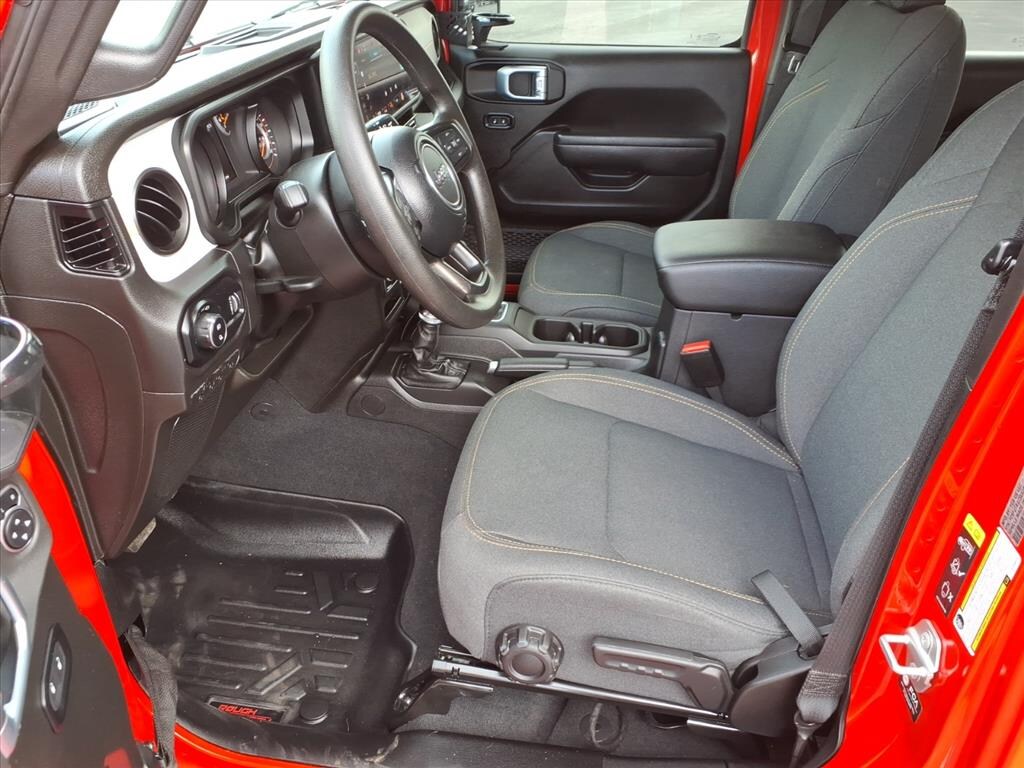 Used 2025 Jeep Gladiator Sport Truck Crew Cab