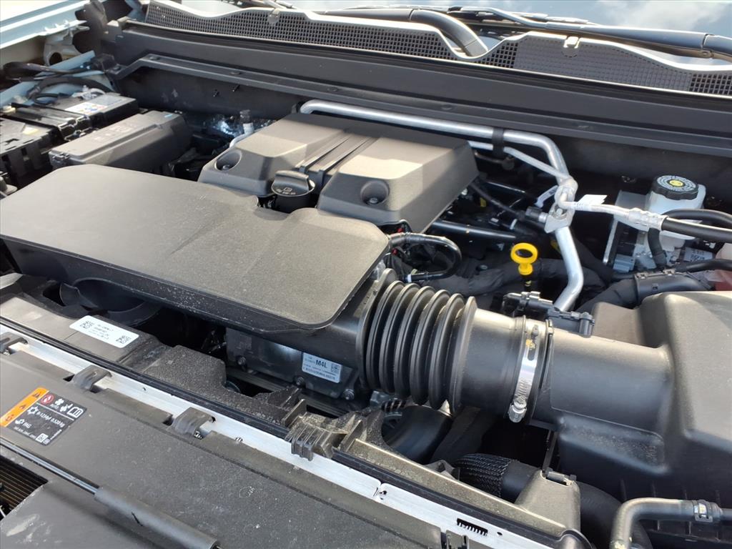 2025 Chevrolet Colorado Z71 - Photo 8