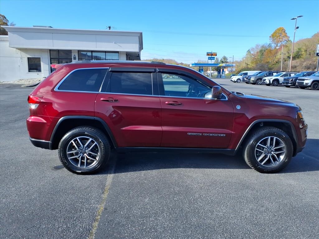 Used 2020 Jeep Grand Cherokee Laredo SUV