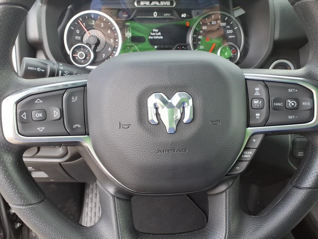 2026 RAM 1500 Express - Photo 10