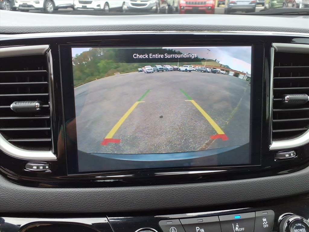 2024 Chrysler Pacifica Touring L - Photo 20