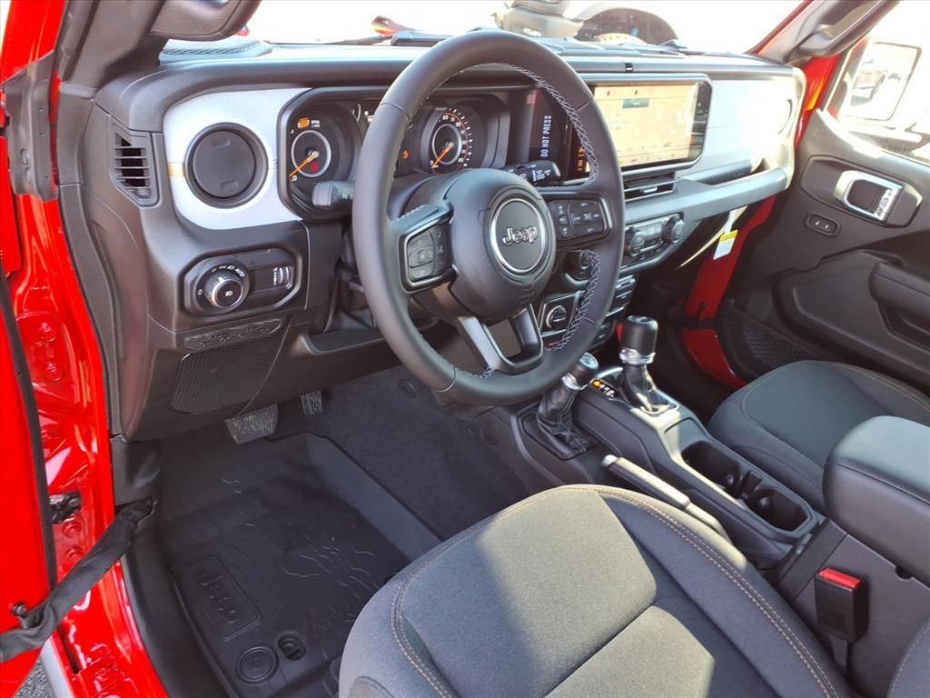 2026 Jeep Wrangler 4-Door Willys - Photo 6